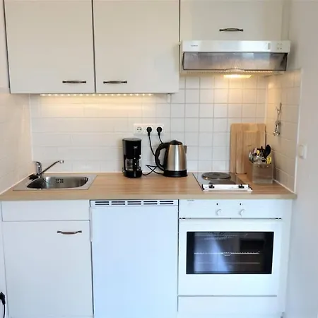 Neustadt - Whg Mit Balkon & Tiefgarage 아파트 *